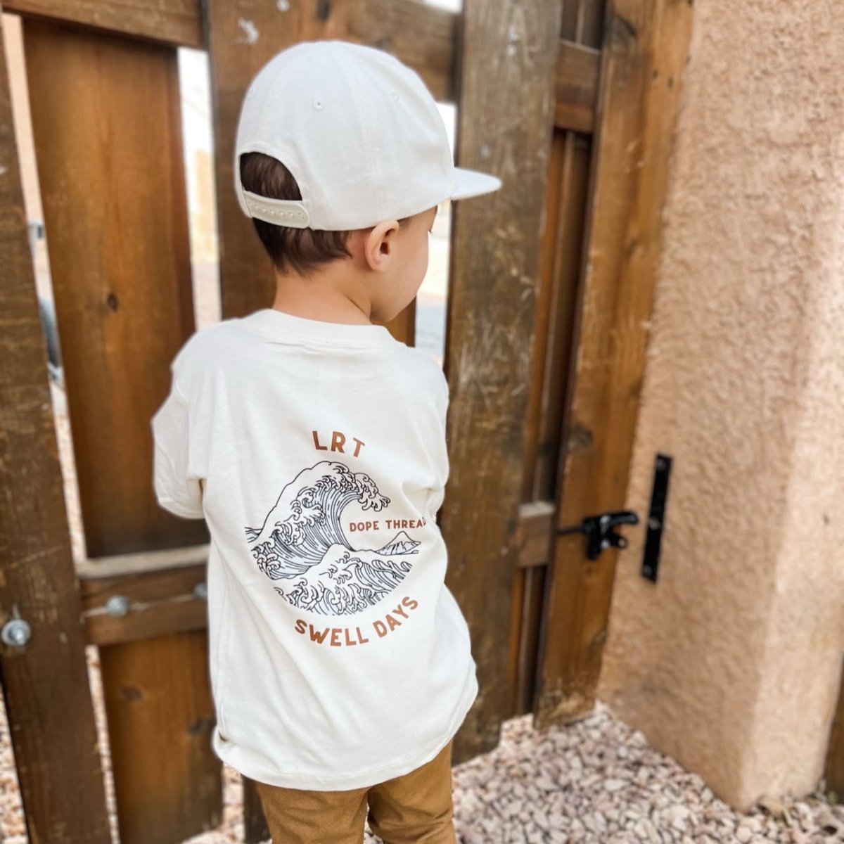 DOPE THREADS SWELL DAYS TEE